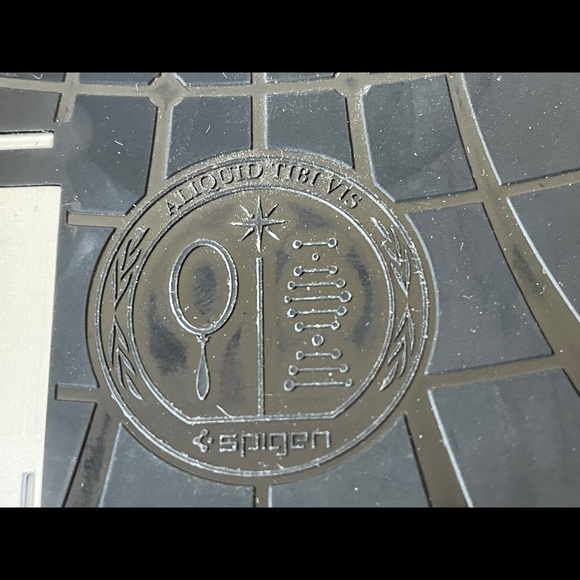 SPIGEN TOUGH ARMOR iPHONE 8 AND 7S PLUS CASE IN SATIN SILVER - Picture 11 of 14